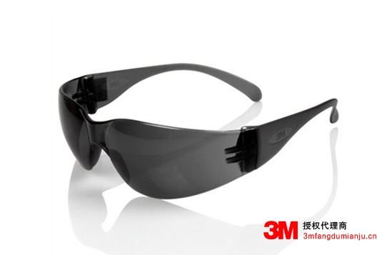 3M11330經濟型防霧防護眼鏡
